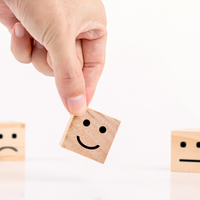 Götze & Jensen - Ciekawym wyborem jest także ładowarka samochodowa z wbudowanym transmiterem FM